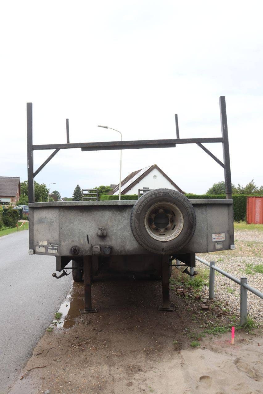 Semi-Low Loader Veldhuizen P31-5A 9000kg 2005