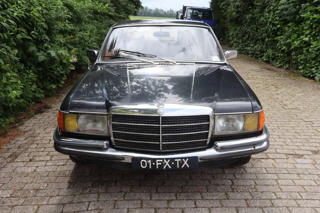 Passenger car Mercedes-Benz 280 SE LPG + Petrol 1974 (Margin)
