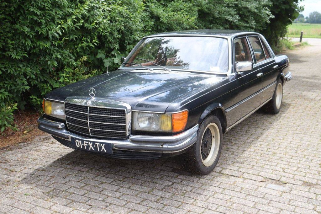 Passenger car Mercedes-Benz 280 SE LPG + Petrol 1974 (Margin)