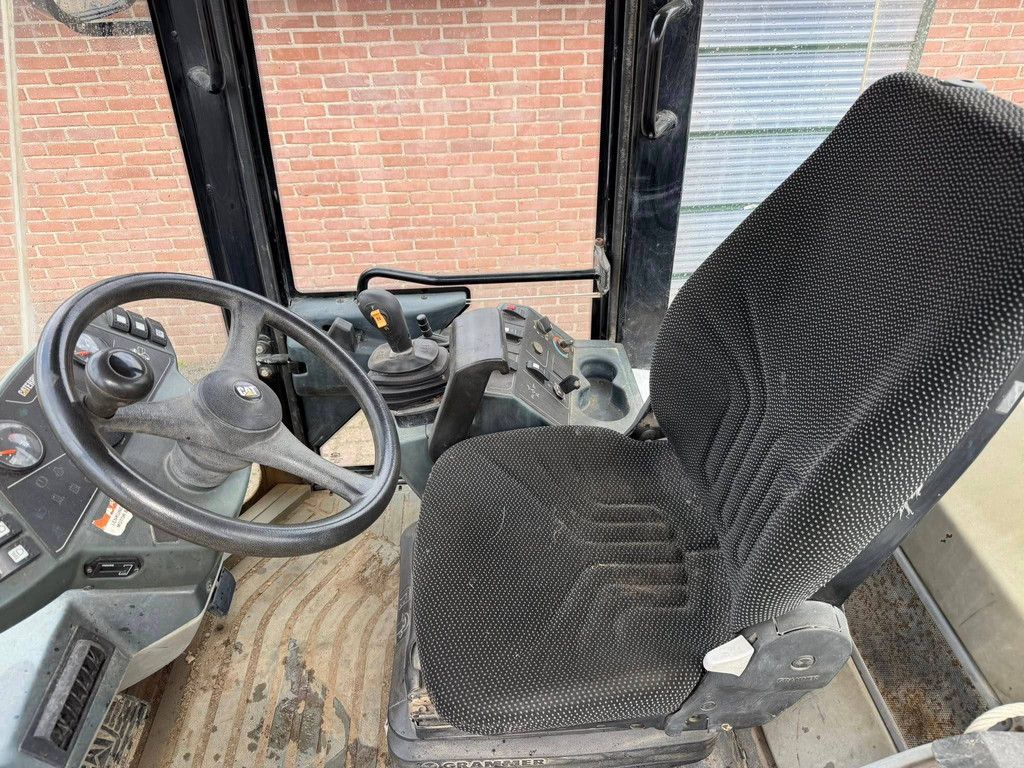 Caterpillar 906 Diesel Wheel Loader 2006