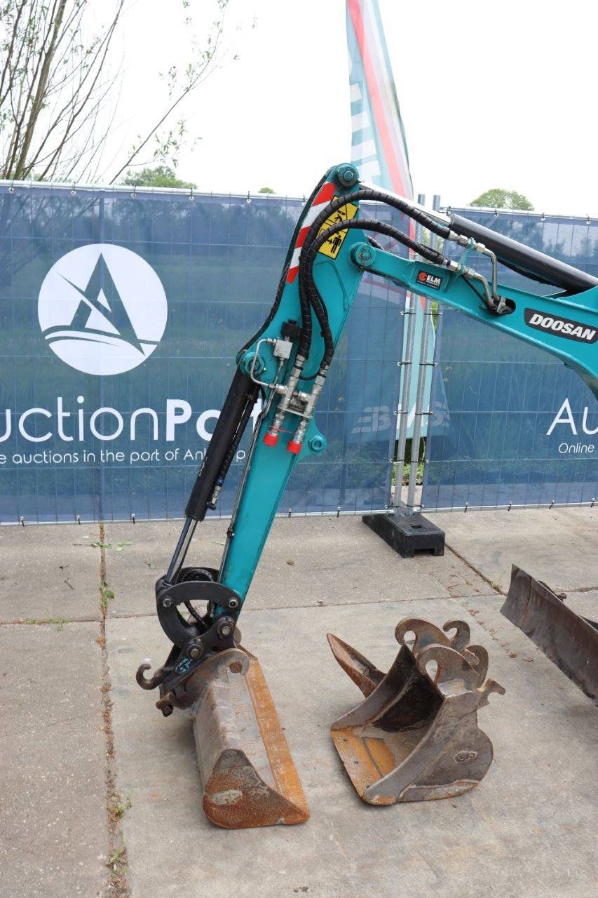 Minigraver Doosan DX19 Elektrisch 2021