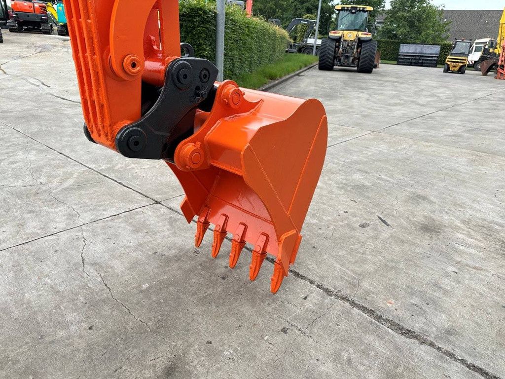 Doosan DX55-9CN Diesel-Midi-Bagger 2019