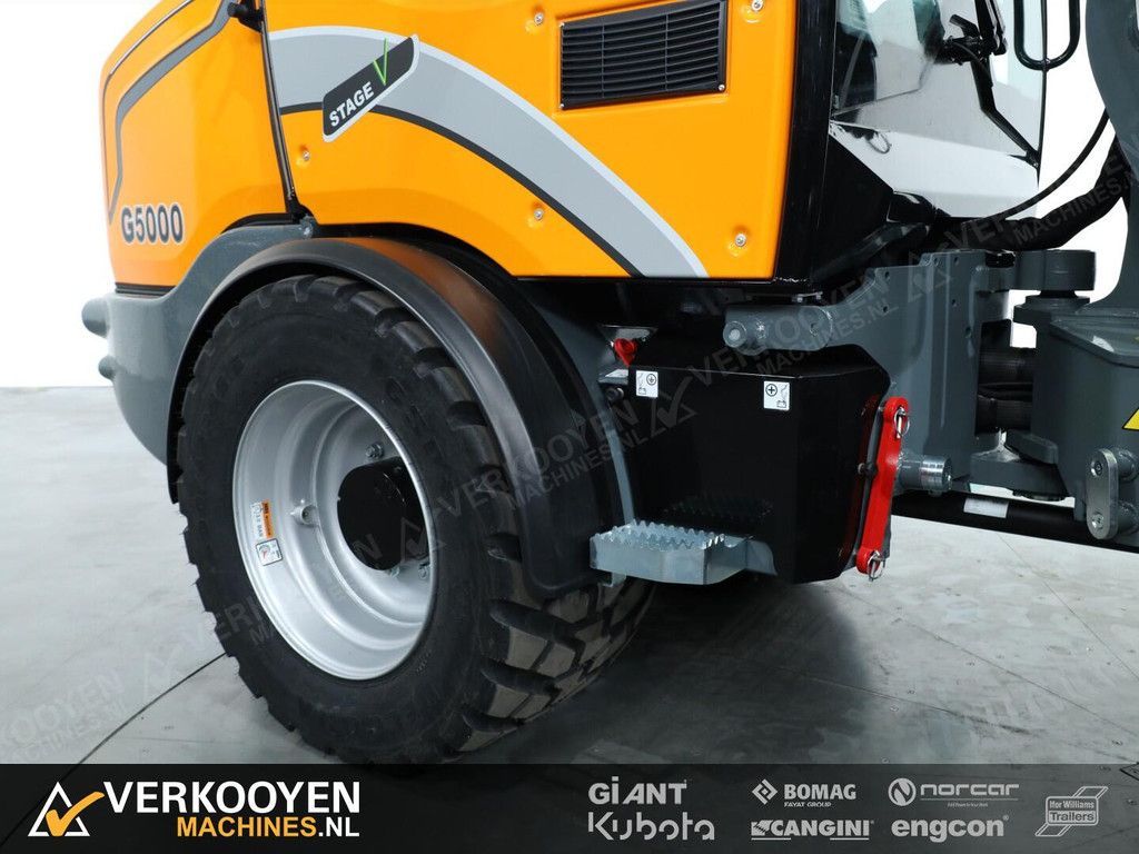 2025 Giant G5000 VV1519