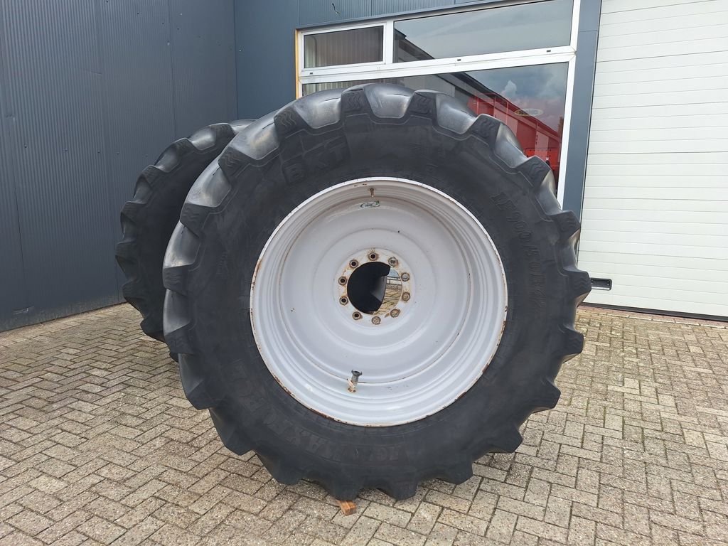 BKT 900/50R42IF AGRIMAX FORCE