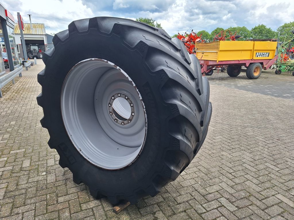 BKT 900/50R42IF AGRIMAX FORCE