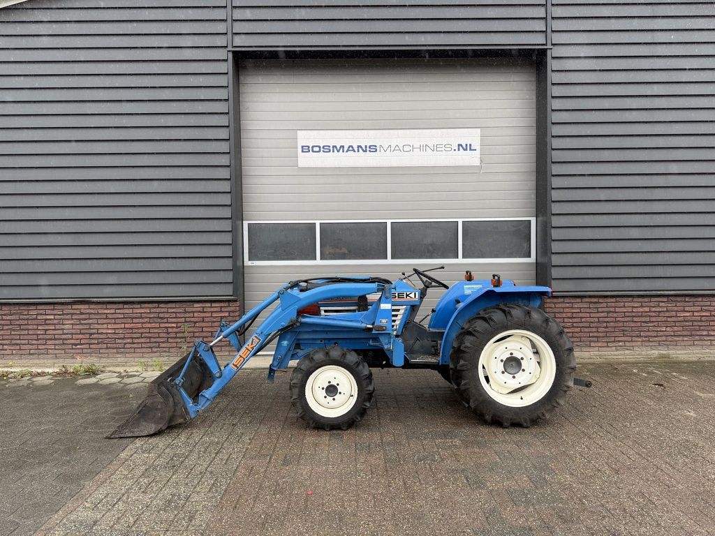 Iseki TL2301 4WD minitractor met frontlader NL kenteken
