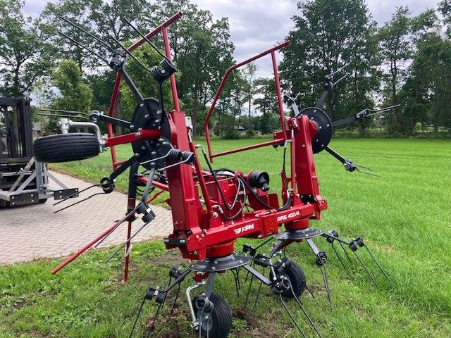 Nieuwe FPM RAS 400/4 gedragen schudder met werkbreedte van 4 m