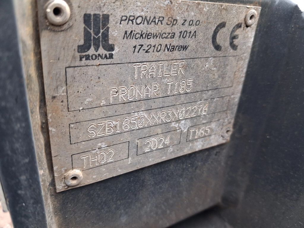 Pronar T185 haakarm/kipper Elektrische bediening