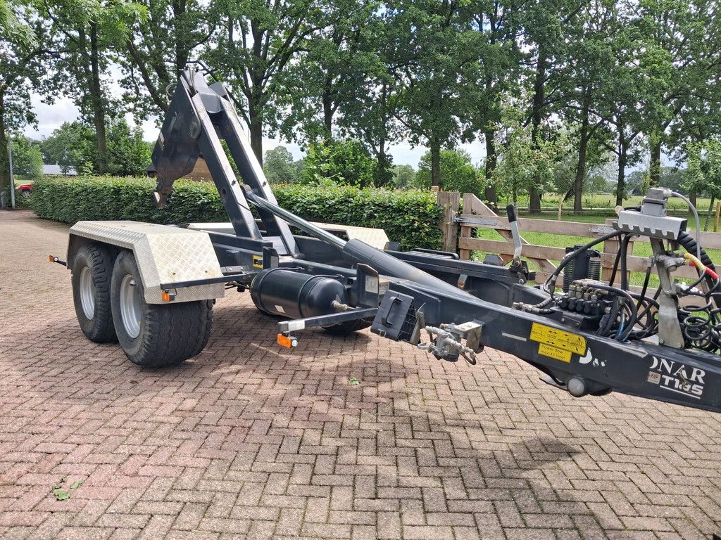 Pronar T185 haakarm/kipper Elektrische bediening