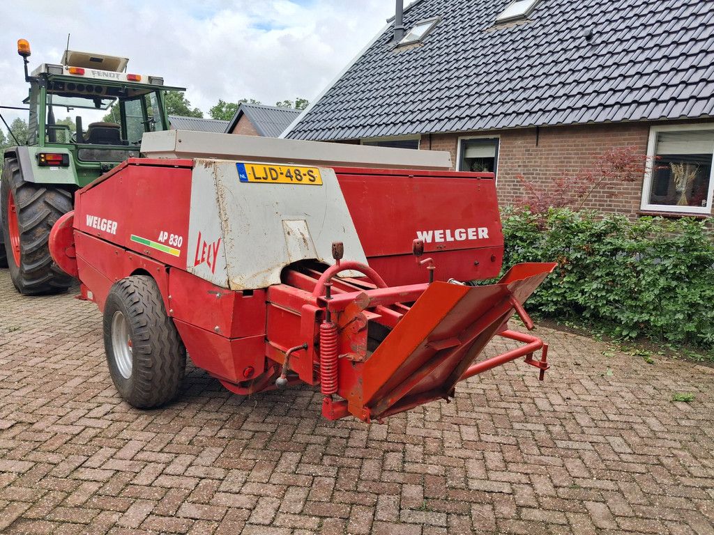 Welger AP 830 balenpers/minibalen