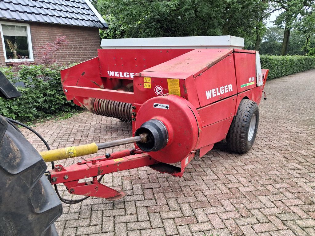 Welger AP 830 balenpers/minibalen