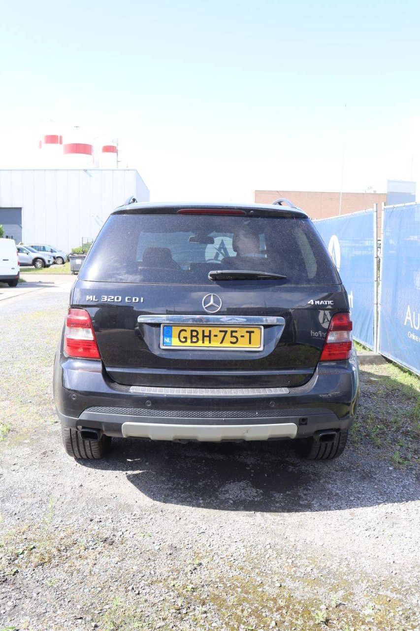 SUV Mercedes-Benz ML 320 CDI 4MATIC Diesel 225 PS 2008