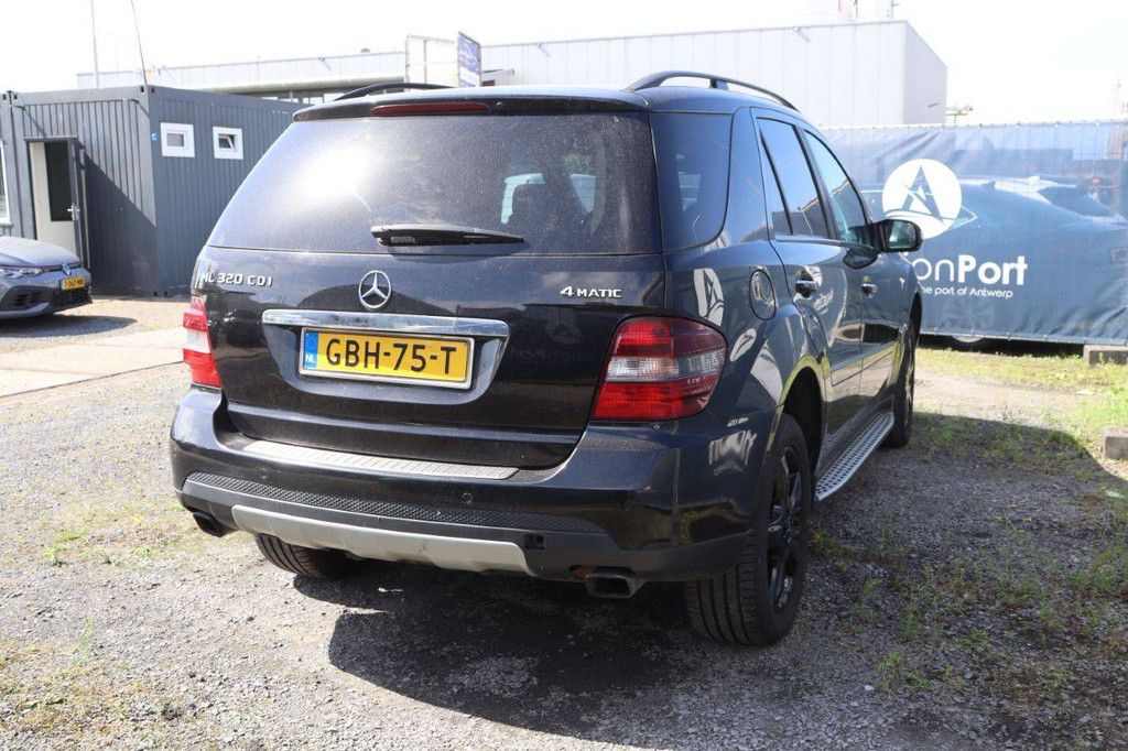 SUV Mercedes-Benz ML 320 CDI 4MATIC Diesel 225 PS 2008