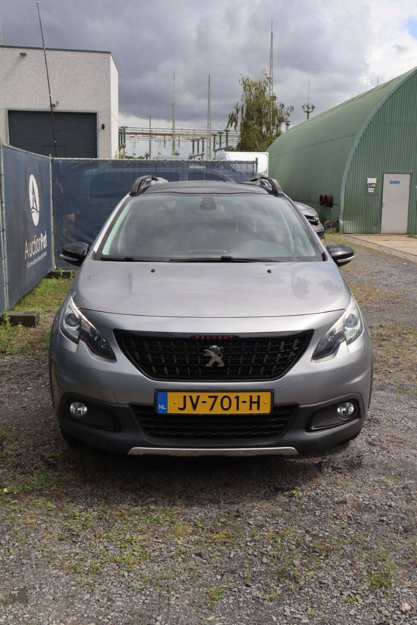 Peugeot SUV 2008 Petrol 110hp 2016