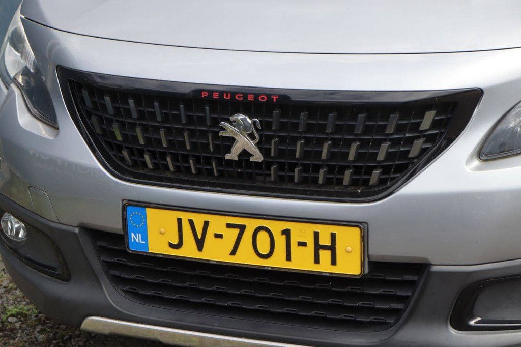 Peugeot SUV 2008 Petrol 110hp 2016