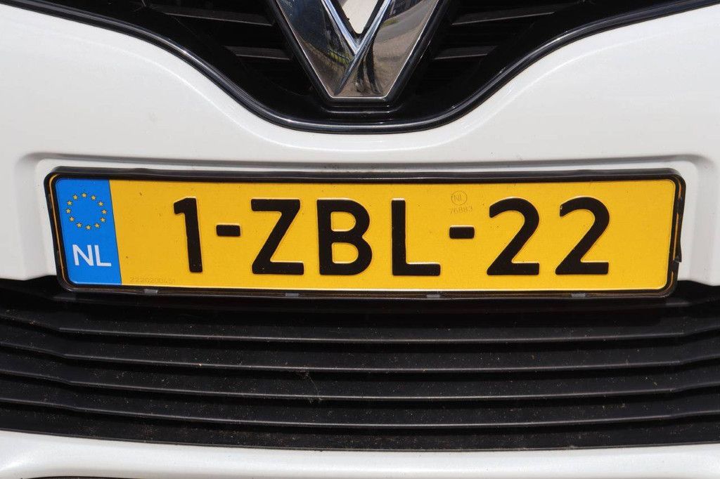 Renault Megane Scenic Kombi, Benzin, 132 PS, Baujahr 2014
