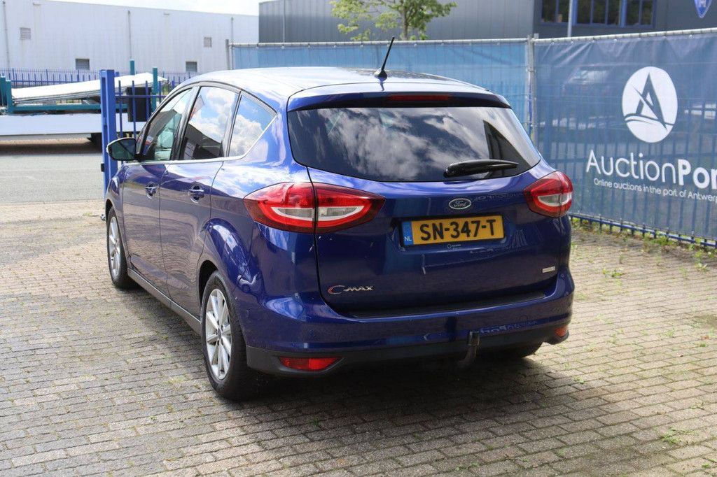 Passenger car Ford C-Max Petrol 125hp 2017