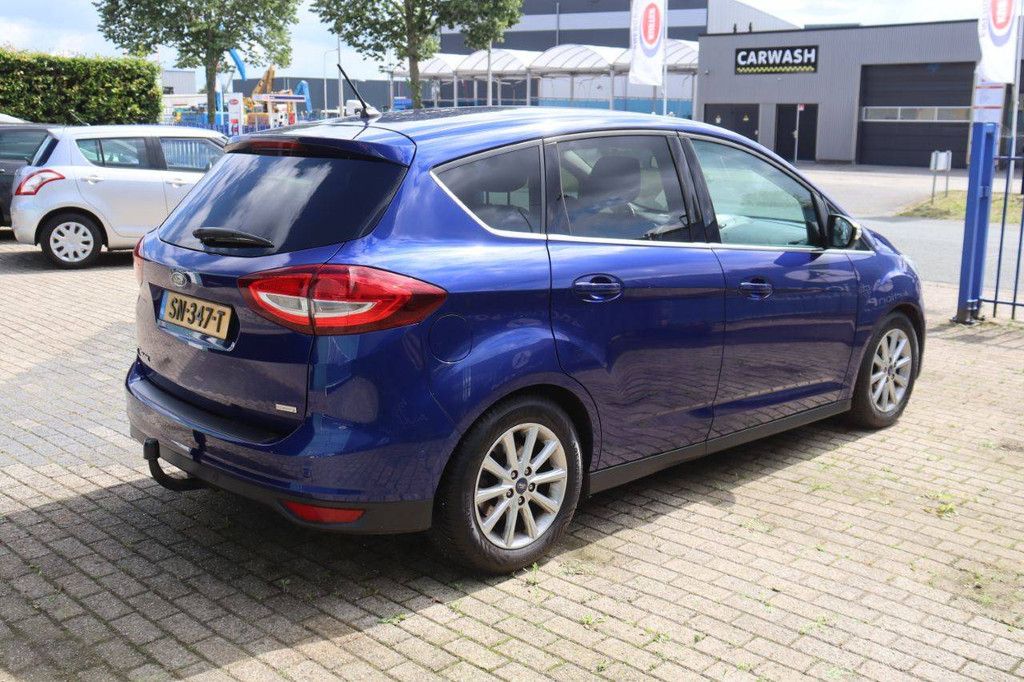 Passenger car Ford C-Max Petrol 125hp 2017