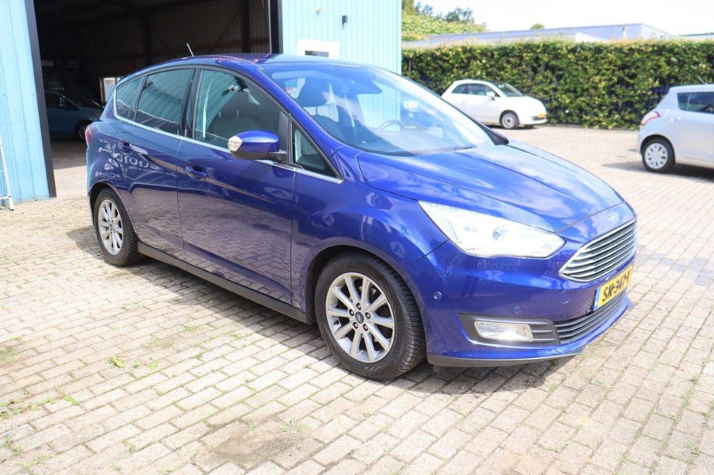 Passenger car Ford C-Max Petrol 125hp 2017