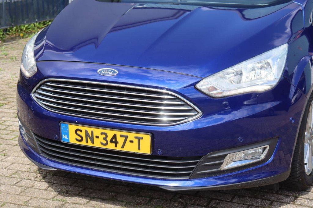 Passenger car Ford C-Max Petrol 125hp 2017