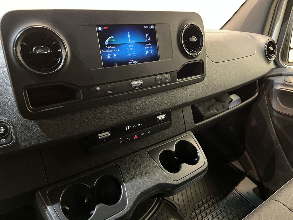 Mercedes-Benz Sprinter 315 CDI L2H2 RWD Automaat / Servicebus / Kastinrichting / Euro 6 / Airco / CarPlay / Cruise Control / Camera / Trekhaak / 74.500 KM !!