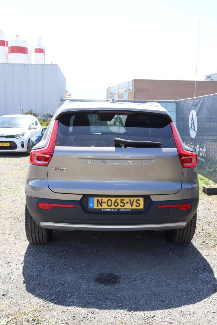 SUV Volvo XC40 Diesel 150hp 2021