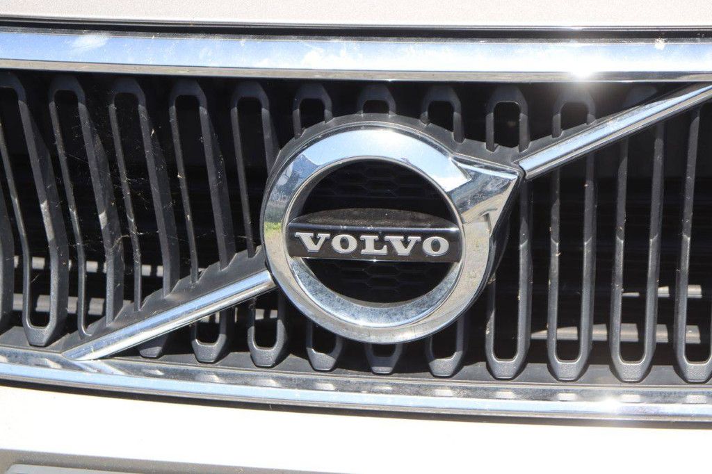 SUV Volvo XC40 Diesel 150hp 2021