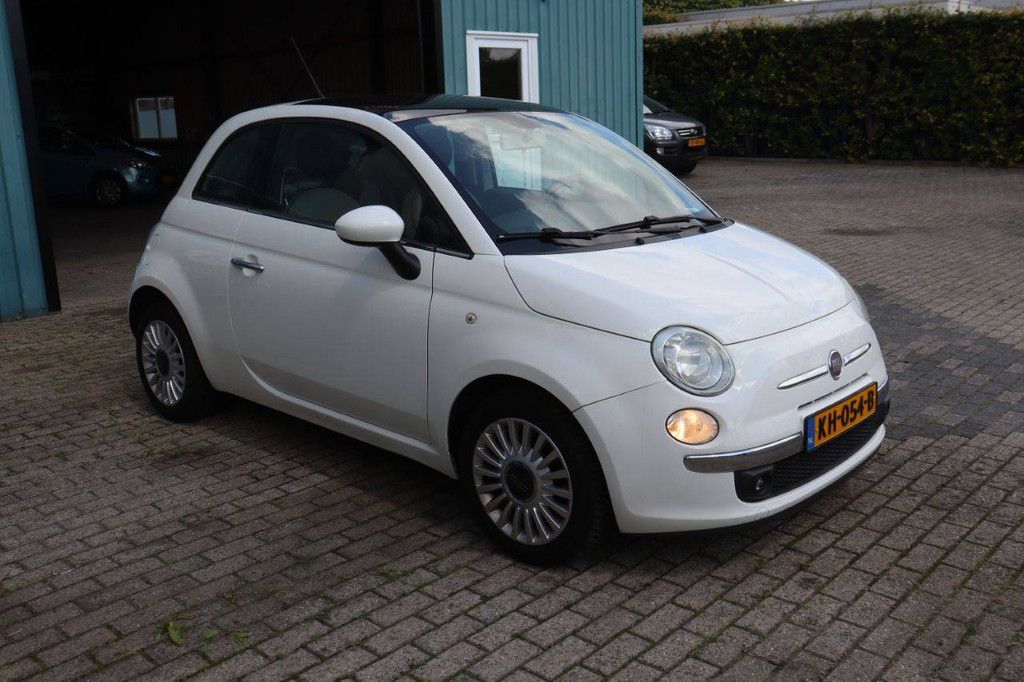 Fiat 500 Pkw, Benzin, 69 PS, Baujahr 2010