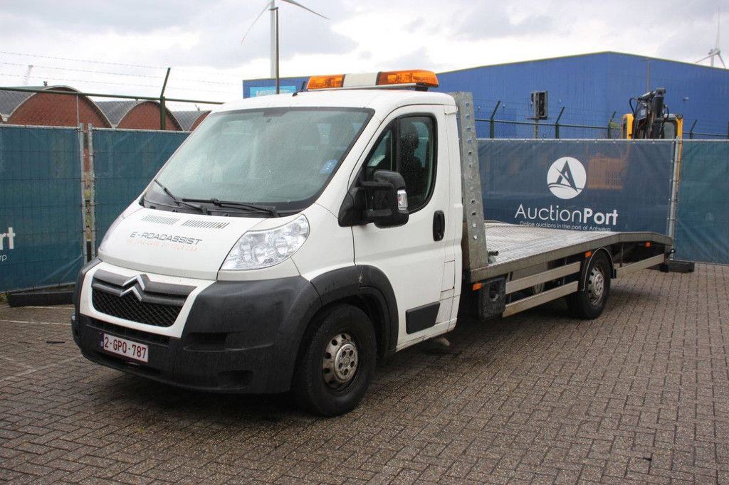 Tow truck Citroën Jumper Diesel 131hp 2012