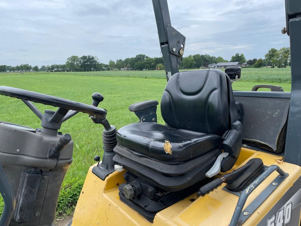 Gehl 500 Shovel Loader