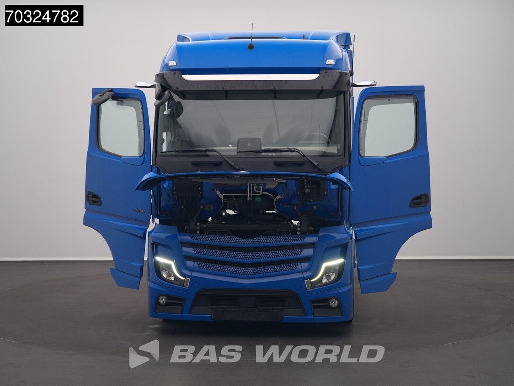 Mercedes Actros L 1851 4X2 BigSpace Mega Hebesattel Retarder 2xTanks ACC Standklima Navi