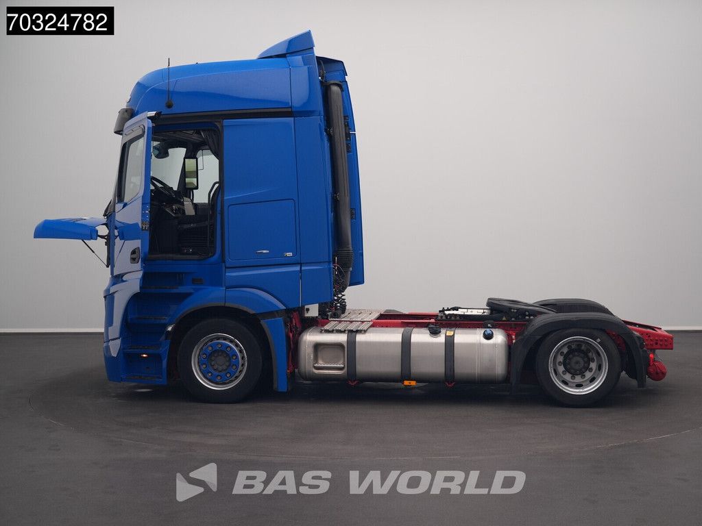 Mercedes Actros L 1851 4X2 BigSpace Mega Hebesattel Retarder 2xTanks ACC Standklima Navi