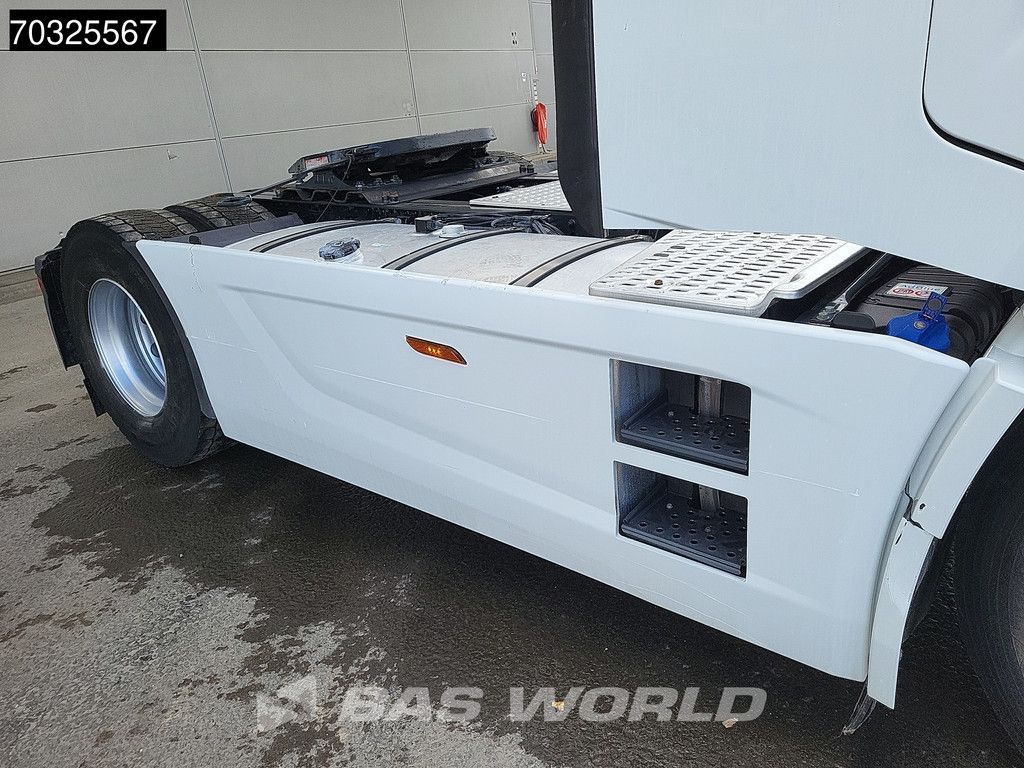 Iveco S-Way 510 4X2 Full-Air Retarder 2xTanks Standklima ACC Navi