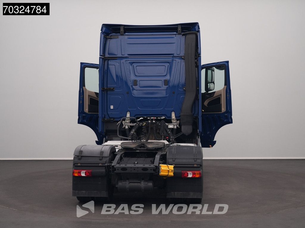 Mercedes Actros 1848 4X2 StreamSpace Retarder 2xTanks ACC