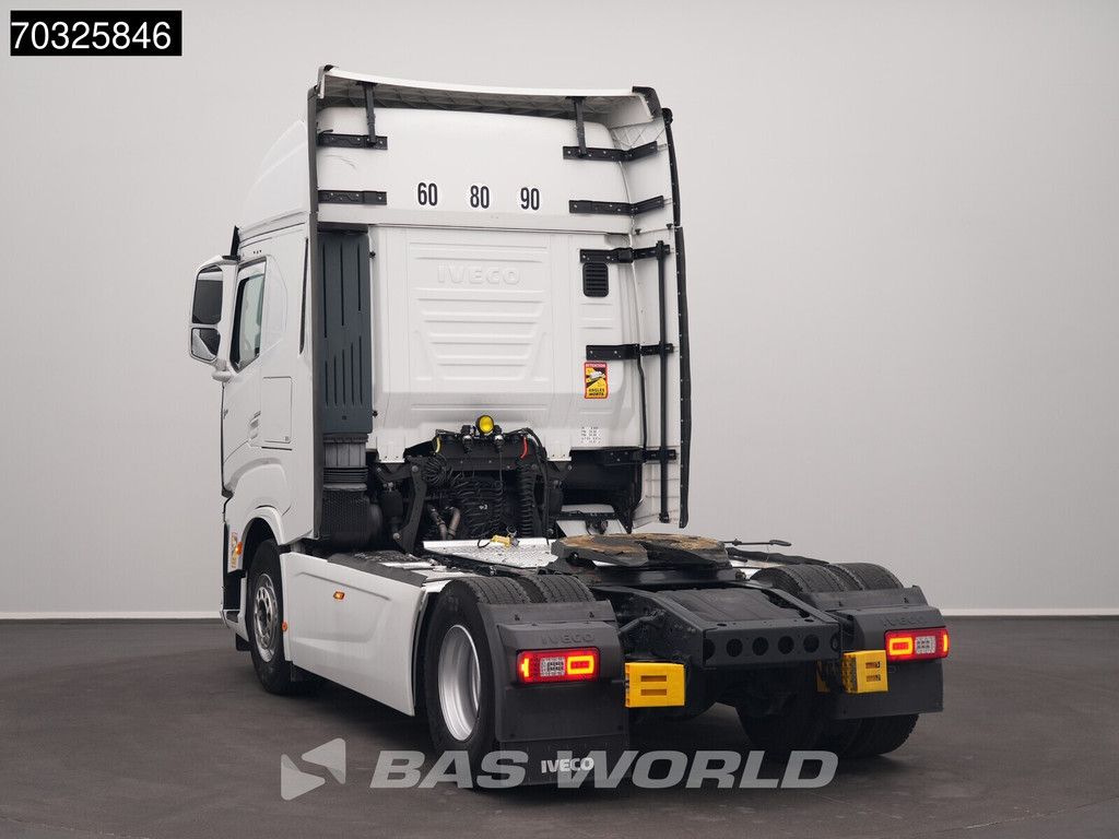 Iveco S-Way 510 4X2 Full-Air Retarder 2xTanks Standklima ACC Navi