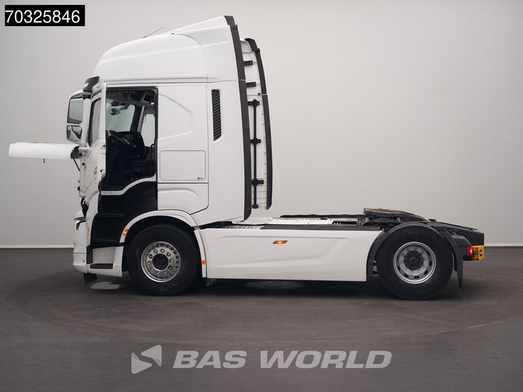 Iveco S-Way 510 4X2 Full-Air Retarder 2xTanks Standklima ACC Navi