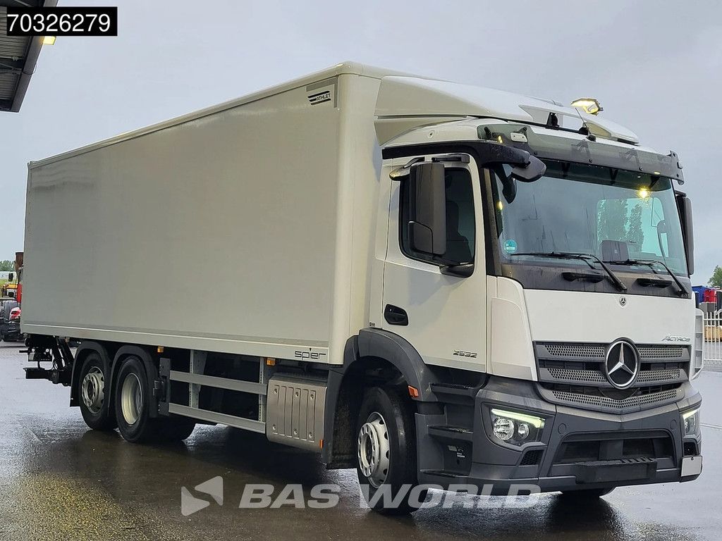 Mercedes Actros 2532 6X2 NEW! 2000kg Ladebordwand Steering Axle Automatic Navi ACC Euro 6