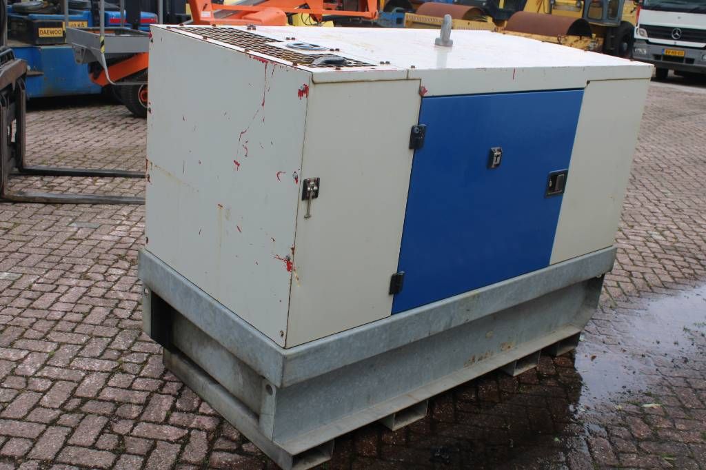 Europower EPSR44TDE