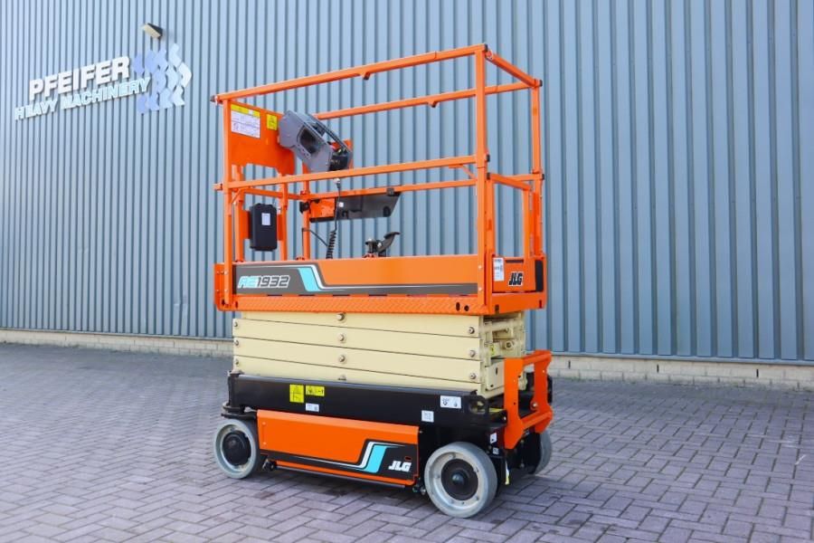 JLG AE1932 All Electric, 7.6m Working Height, 275kg Ca