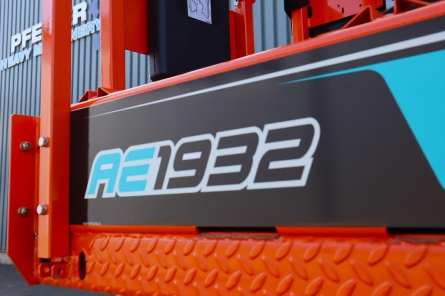 JLG AE1932 All Electric, 7.6m Working Height, 275kg Ca