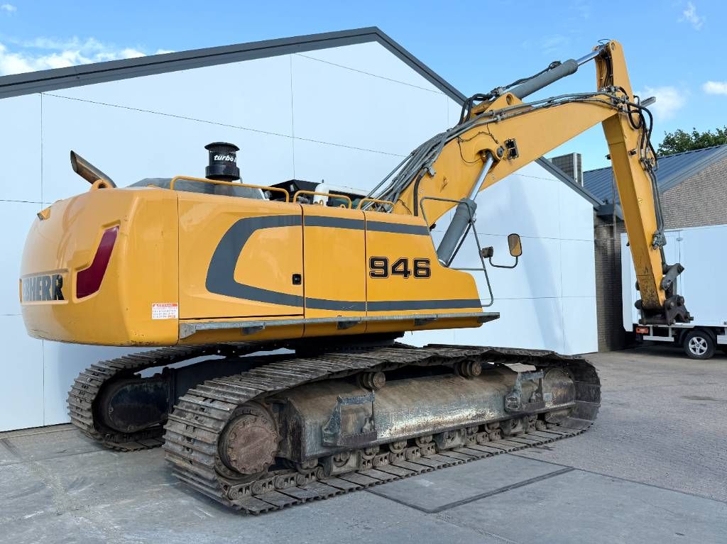Liebherr R946 SHD - 11 Meter - Dutch Machine / Auto Lube