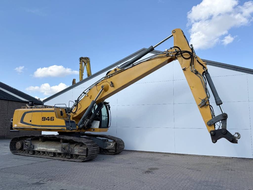 Liebherr R946 SHD - 11 Meter - Dutch Machine / Auto Lube