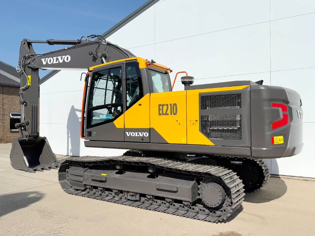 Volvo EC210 NEW / UNUSED (EC220DL)