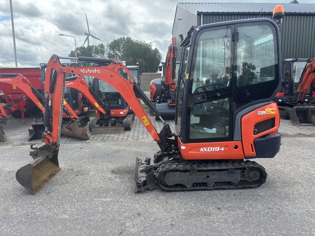 KUBOTA KX019-4