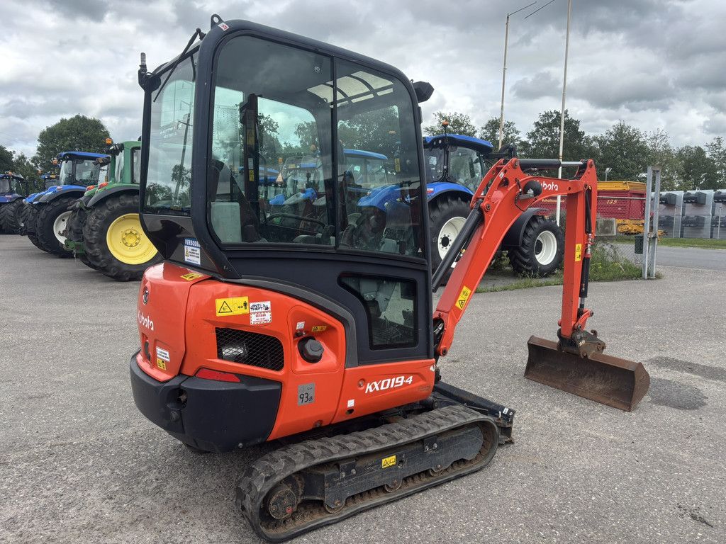 KUBOTA KX019-4