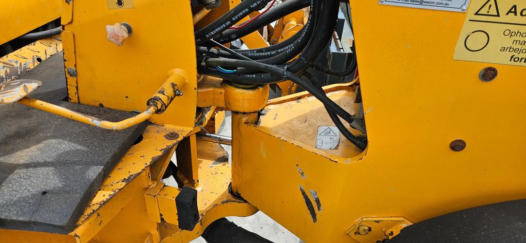 WCM 254 mini loader