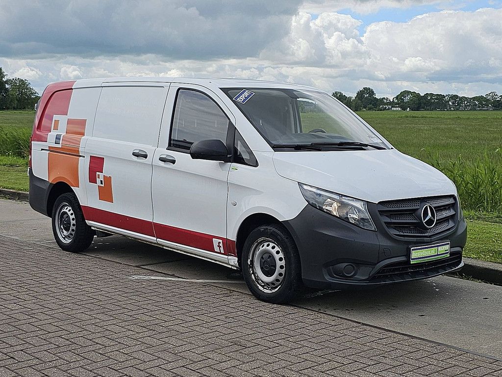 MERCEDES-BENZ VITO 111 l2 euro6 3-zits