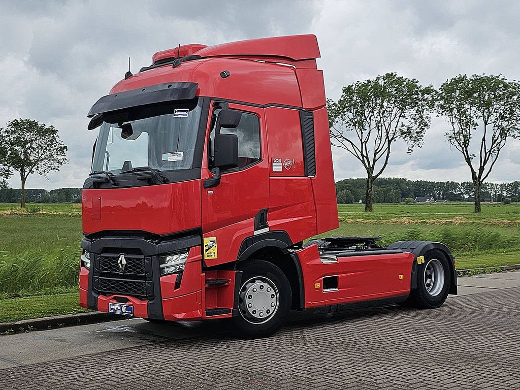 RENAULT T 520