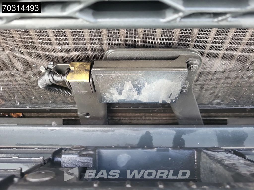 Volvo FH FH 460 4X2 Mega XL Retarder ADR 2xTanks I-ParkCool