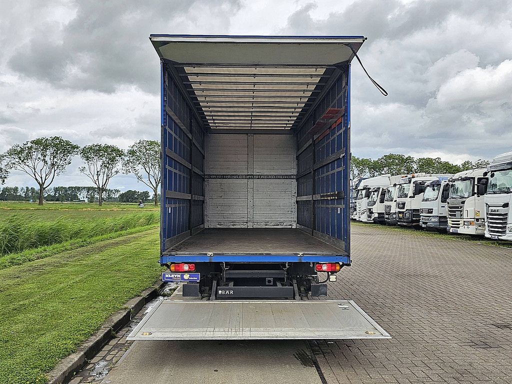 FUSO CANTER 7C18 manual airco lift